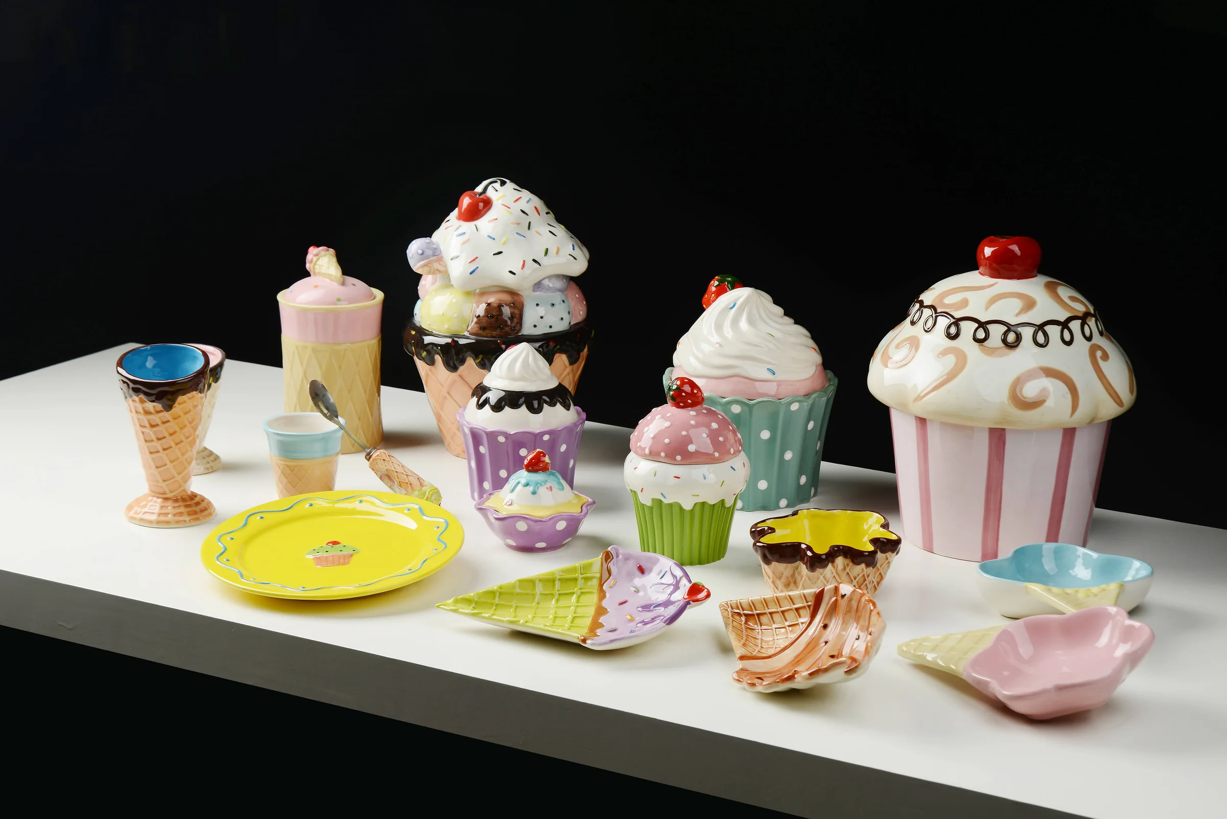 Ceramic Cupcakes and Ice Cream Items